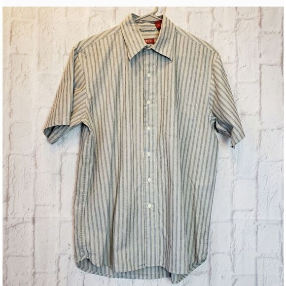 IZOD Classic Striped Short-Sleeve Button Down Shirt Medium - Picture 1 of 5